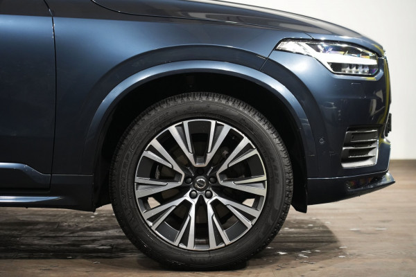 2021 Volvo XC90 L Series T6 Momentum SUV Image 5
