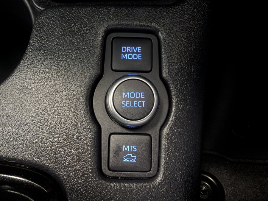 2024 Toyota HiLux GUN126R Rogue 48V Ute Image 32