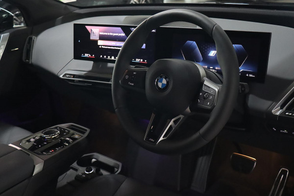 2026 MY25 BMW iX I20 xDrive45 M Sport SUV image 14