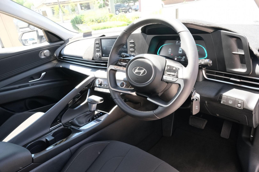 2026 Hyundai i30 CN7.V4 Hybrid Sedan Image 7