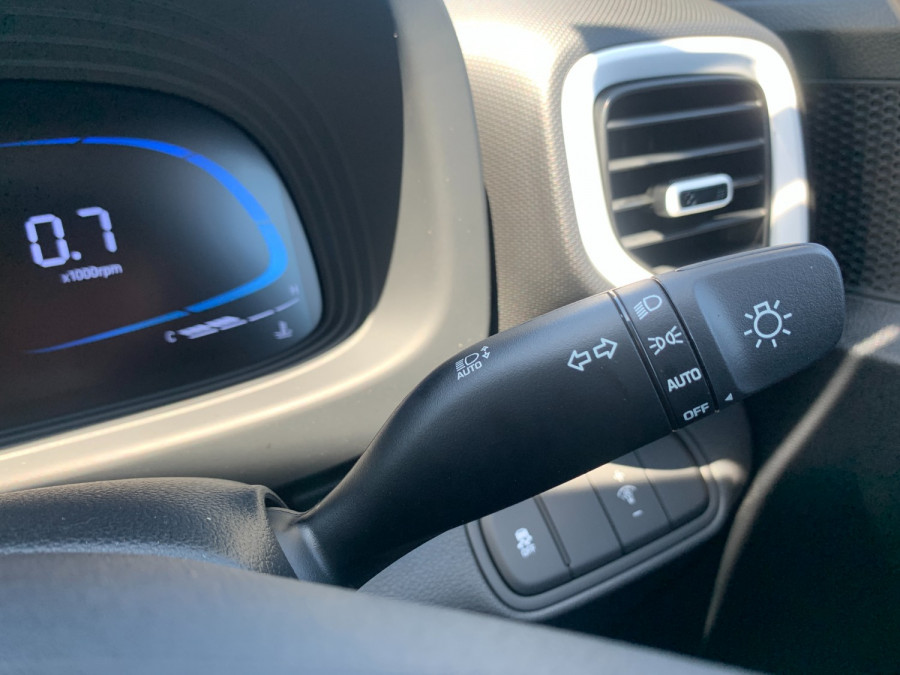 2025 Hyundai Venue QX.V5 Active SUV Image 19