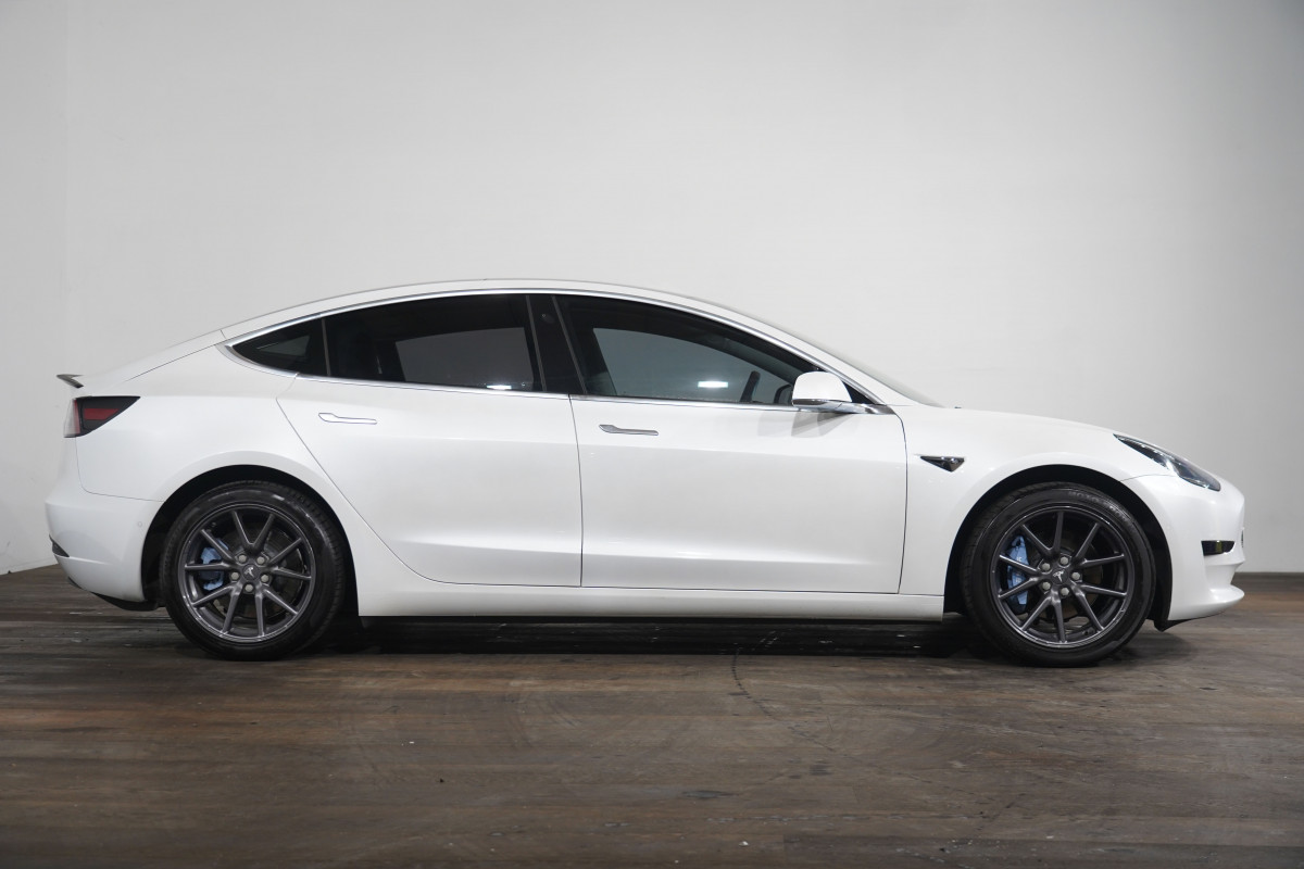 2020 Tesla Model 3 3 Standard Range Rwd Sedan Image 4