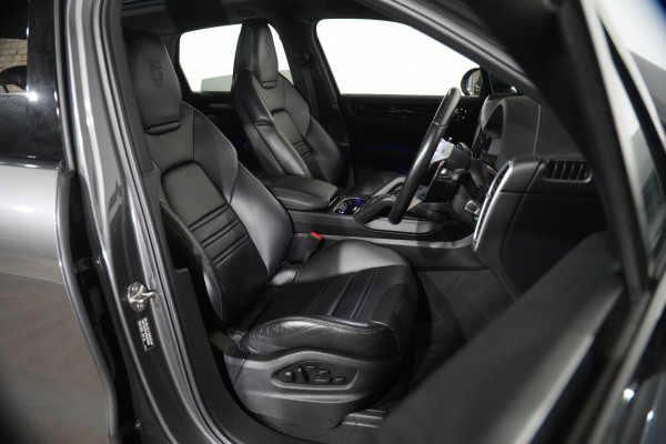 2023 Porsche Cayenne SUV