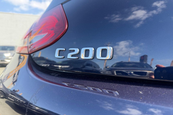 2016 Mercedes-Benz C-Class C205 C200 Coupe Image 11