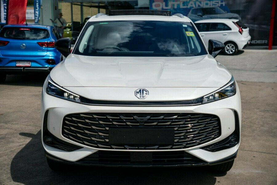 2024 MY24.5 MG HS AS33 Essence SUV Image 6