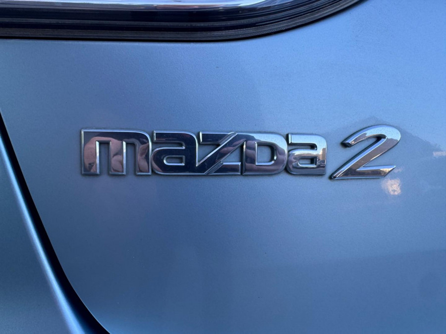 2010 Mazda 2 DE Series 2 Maxx Sedan Image 12