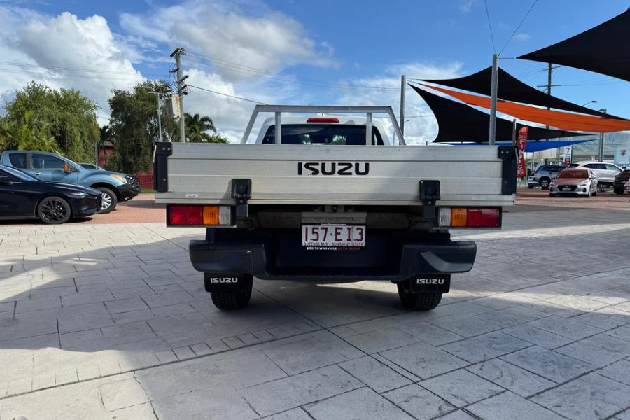 2021 Isuzu D-MAX RG SX High Ride Cab Chassis Image 6