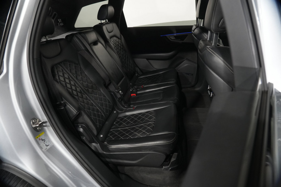 2018 Audi SQ7 TDI SUV Image 31