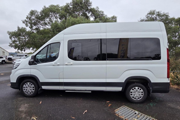 2023 LDV Deliver 9  LWB Van Image 4