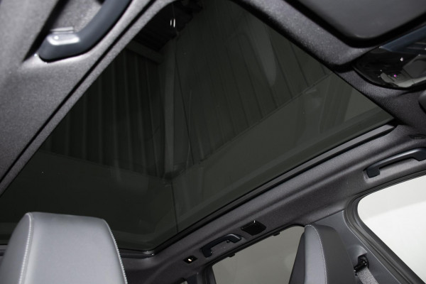 2026 BMW X3 G45 30e xDrive SUV image 11