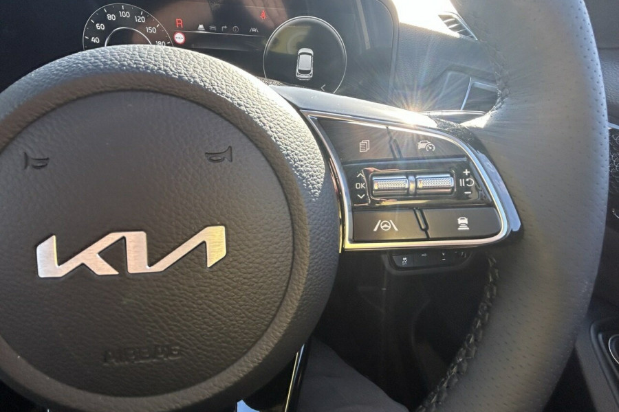 2025 Kia Seltos SP2 PE GT-Line SUV Image 24