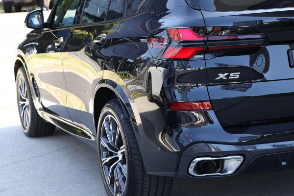 2025 BMW X5 G05 LCI xDrive30d M Sport SUV image 19