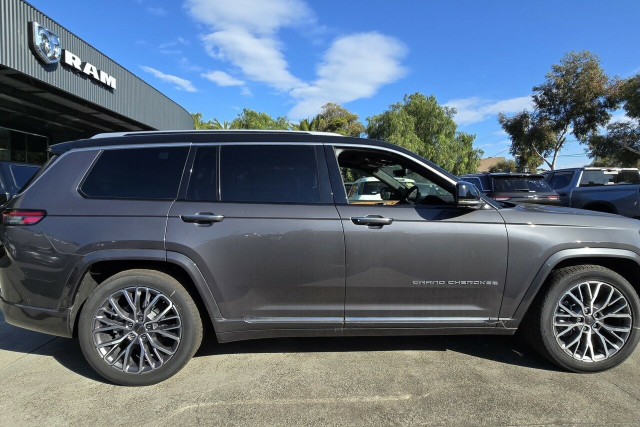 2022 MY23 Jeep Grand Cherokee WL Summit Reserve SUV Image 11