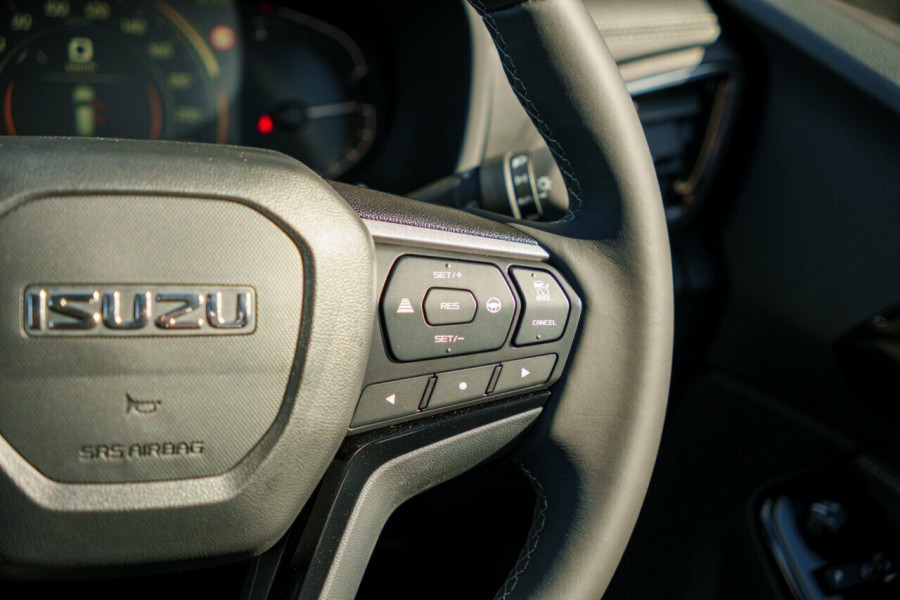 2026 MY25.5 Isuzu MU-X RJ LS-T SUV Image 14