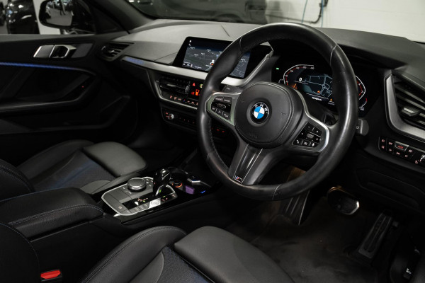 2021 BMW 1 Series F40 118i M Sport Hatch image 6