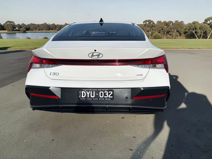 2025 MY26 Hyundai i30 CN7.V4 Hybrid Sedan Image 5