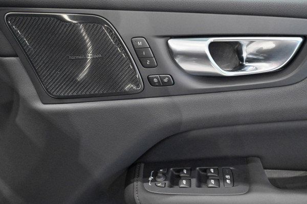 2026 Volvo XC60 UZ Plus B5 Bright SUV Image 19