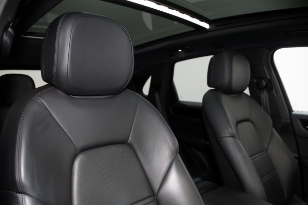 2019 Porsche Cayenne S SUV Image 4