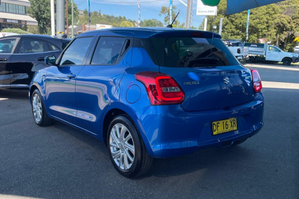 2022 Suzuki Swift AZ Series II GL Hatch Image 5