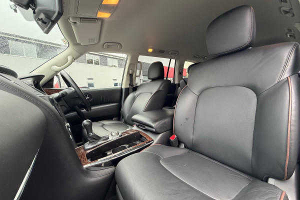 2024 Nissan Patrol Y62 Ti SUV Image 9
