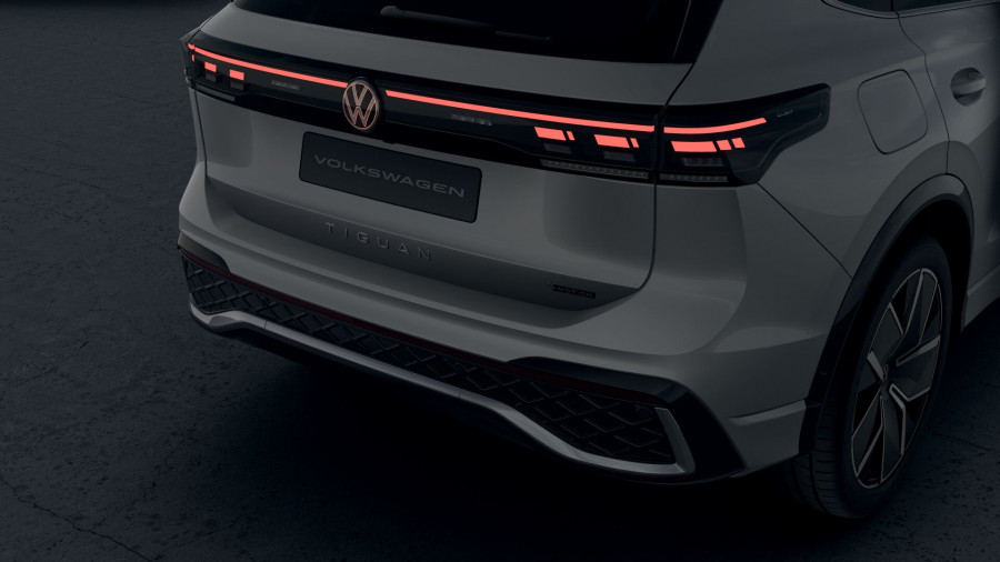 2026 Volkswagen Tiguan CT 195TSI R-Line SUV Image 5