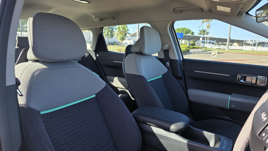 2026 Kia EV4  Air Standard Range Sedan Image 18