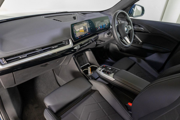 2026 BMW X1 U11 xDrive20i M Sport SUV image 7