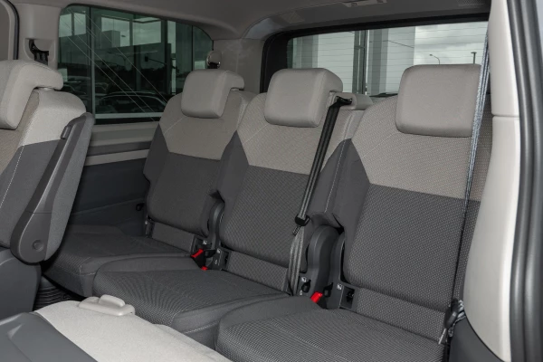 2025 MY26 Volkswagen Multivan T7 TDI360 Life LWB People Mover Image 10