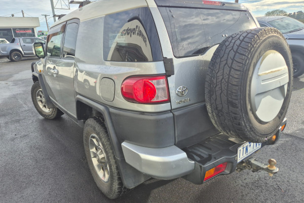 2012 MY13 Toyota FJ Cruiser GSJ15R  SUV Image 10