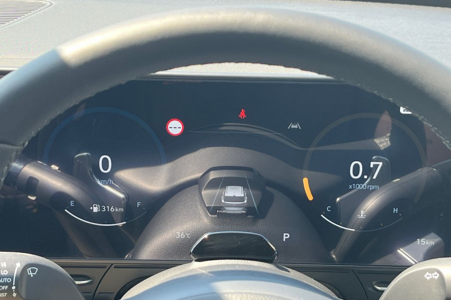 2024 Hyundai KONA SX2.V1 Premium SUV Image 14