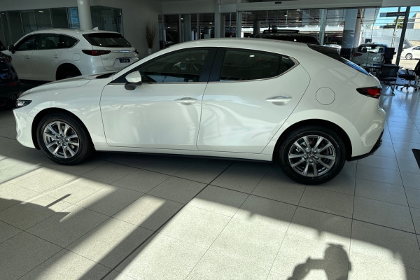 2024 Mazda 3 BP Series G20 Pure Vision Technology Hatch Image 5