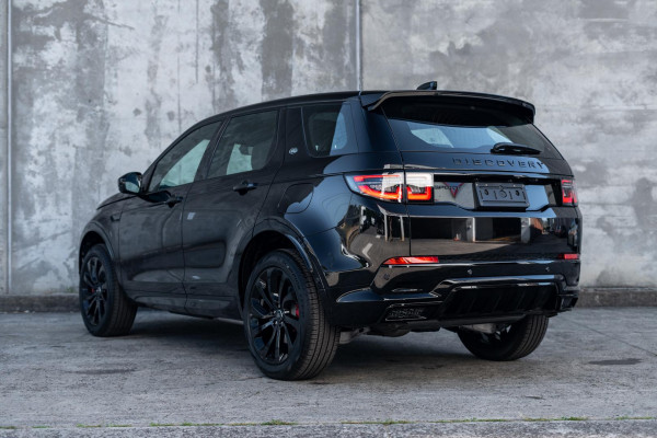 2024 Land Rover Discovery Sport L550 P300e Dynamic SE SUV image 2