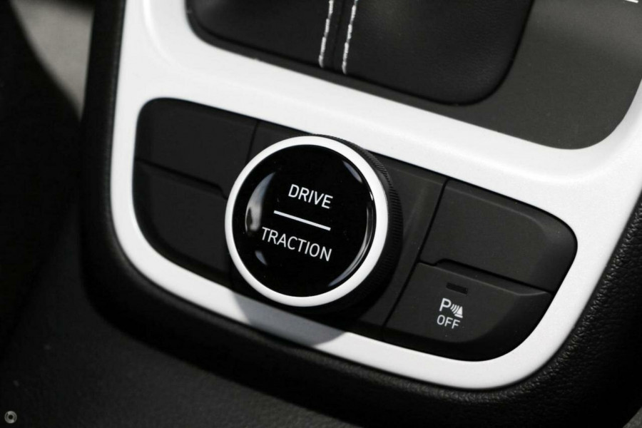 2026 Hyundai Venue QX.V5 Active SUV Image 9