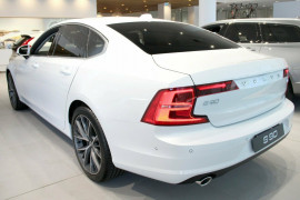 Volvo S90 T5 Momentum P Series