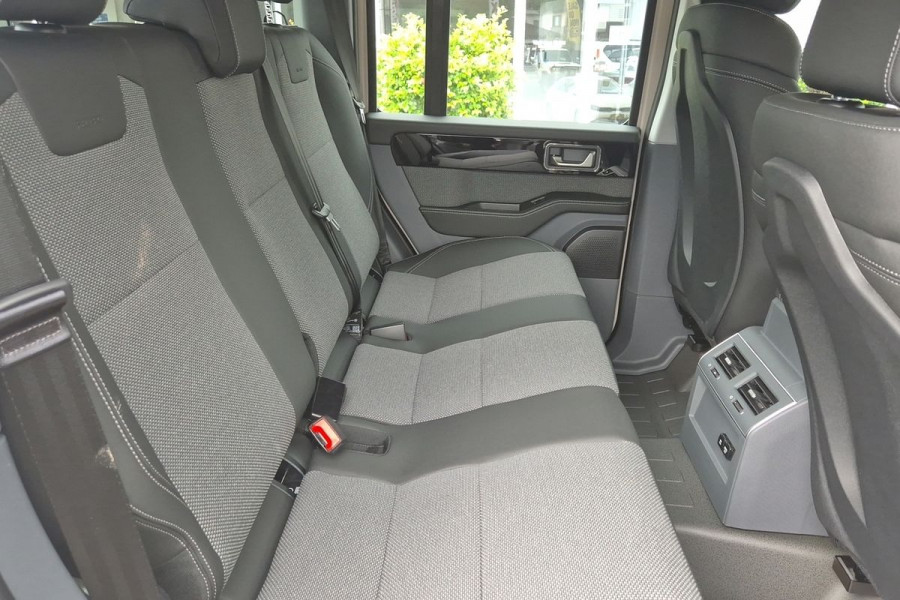 2024 INEOS Grenadier Station Wagon Trialmaster Edition Wagon Image 8