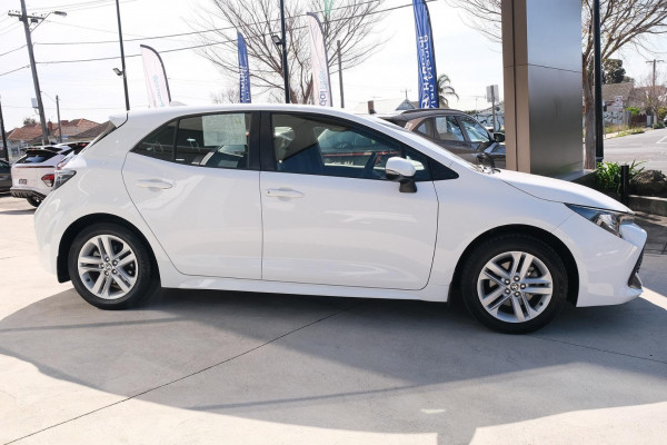 2018 Toyota Corolla MZEA12R Ascent Sport Hatch Image 5