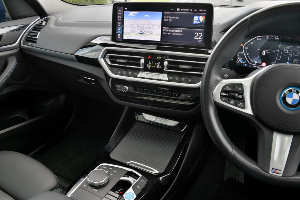 2023 BMW iX3 G08 M Sport Pro SUV image 7
