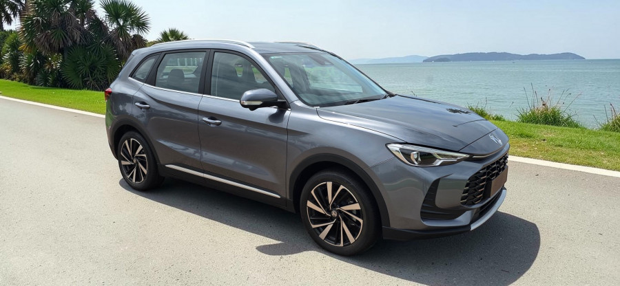 2026 MY26.5 MG ZS ZS32 Essence Turbo SUV Image 1