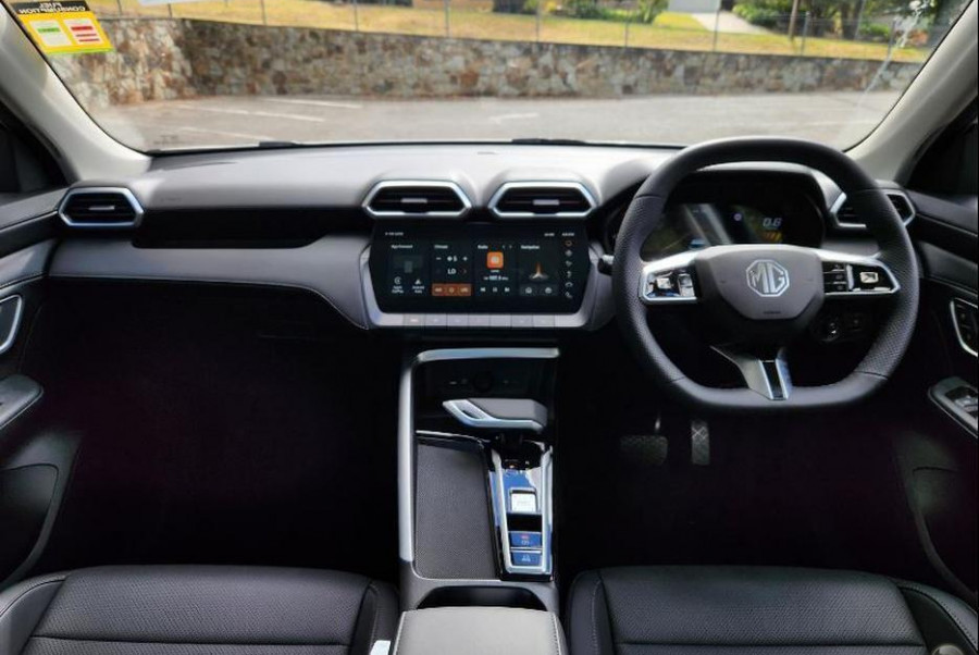 2025 MG ZS ZS32 Essence Turbo SUV Image 10