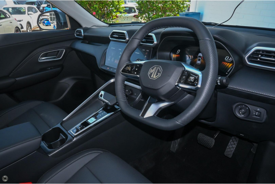 2025 MG ZS ZS32 Essence Turbo SUV Image 6