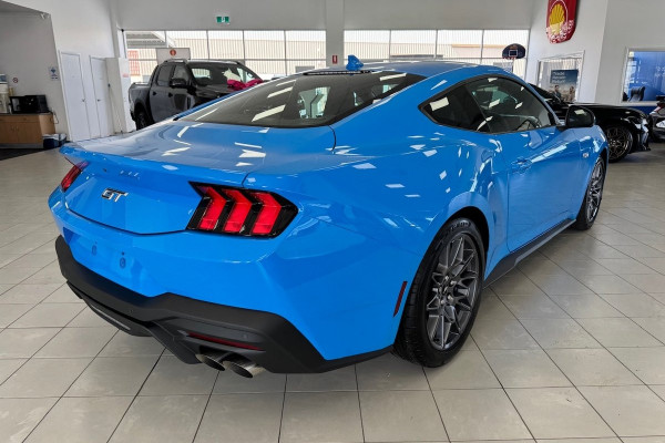 2025 Ford Mustang FO GT Hatch Image 7