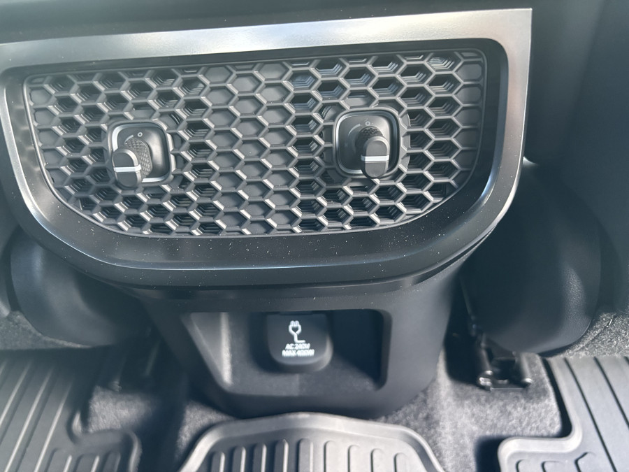 2025 MY26 Kia Tasman TK X-Line Ute Image 29