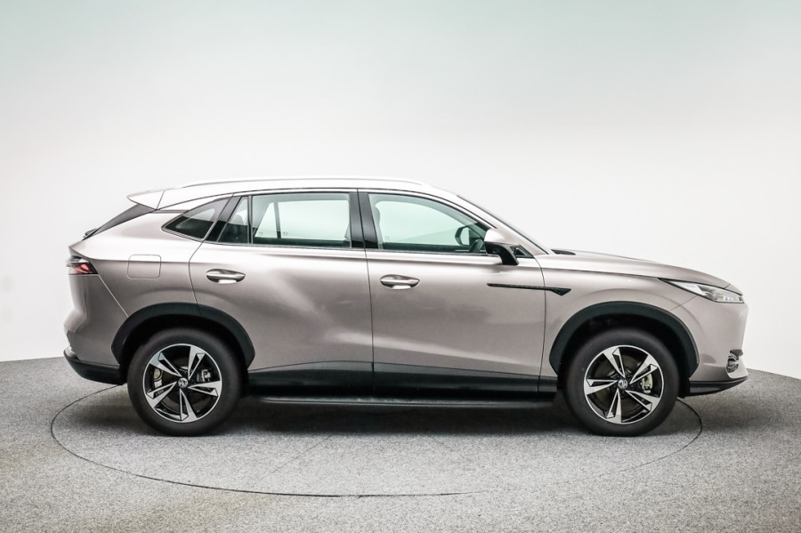 2026 MG HS Super Hybrid Excite SUV Image 6