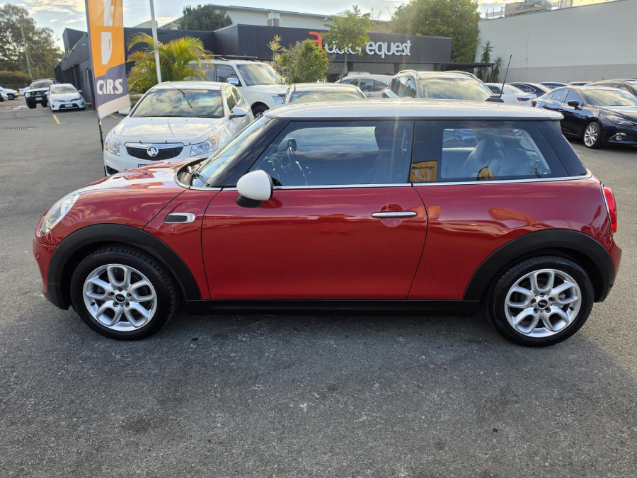2015 MINI Cooper F56 Hatch Image 10