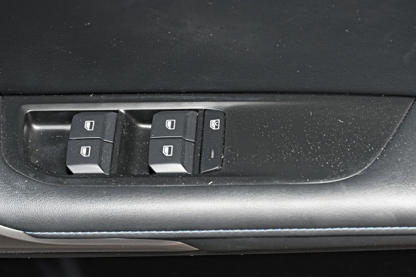 2024 MG MG4 MEH32 Excite 51 Hatch Image 17