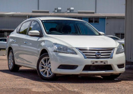 Nissan Pulsar ST B17