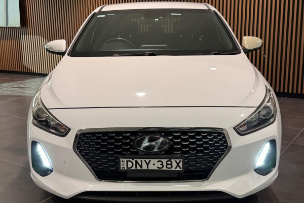 2017 MY18 Hyundai i30 PD SR Hatch Image 3