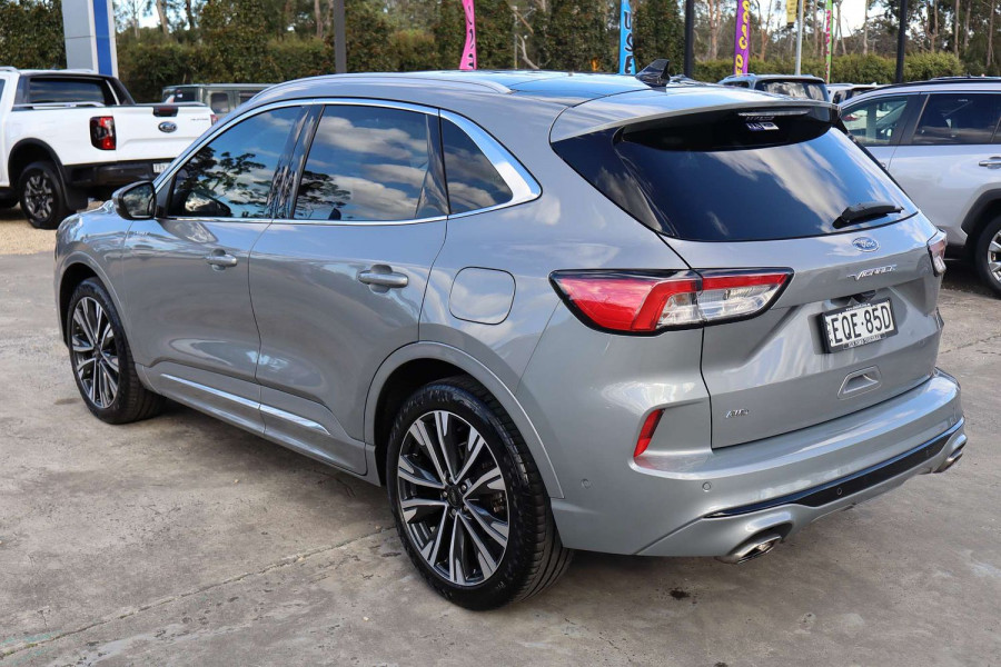 2021 Ford Escape ZH Vignale SUV Image 5