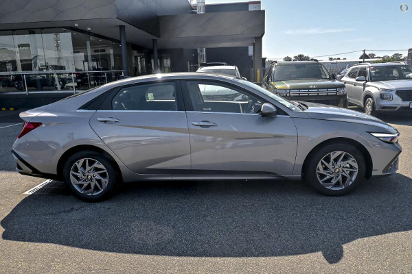 2025 Hyundai i30 CN7.V2 Elite Hybrid Sedan Image 5