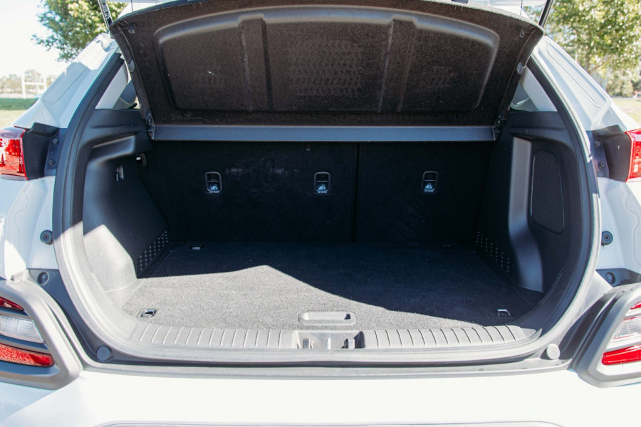 2018 MY19 Hyundai KONA OS.2 Active SUV Image 19
